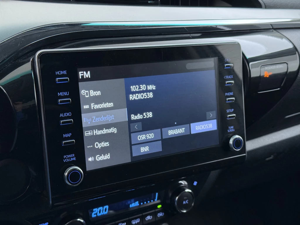 Toyota Hilux – foto 17