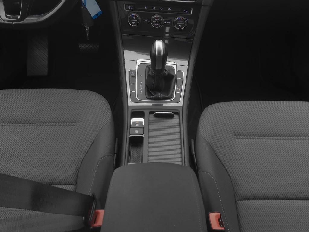 Volkswagen e-Golf – foto 28