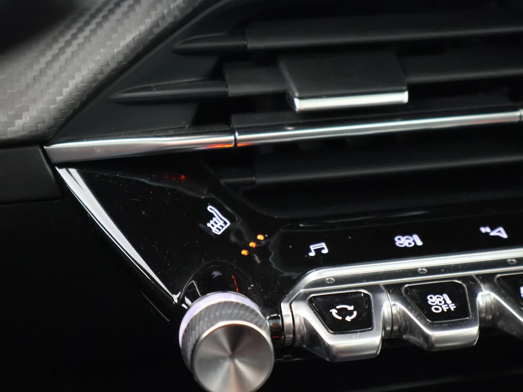 Peugeot 208 – foto 14