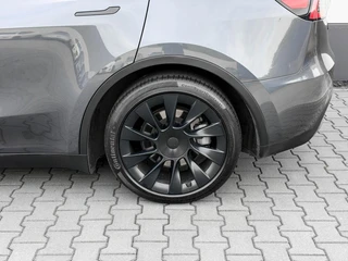 Tesla Model Y – thumbnail 23