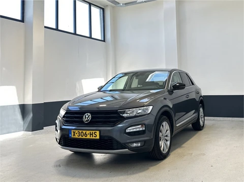 Volkswagen T-Roc 1.5 TSI Sport Business | Apple carplay/ android auto| LM velgen|