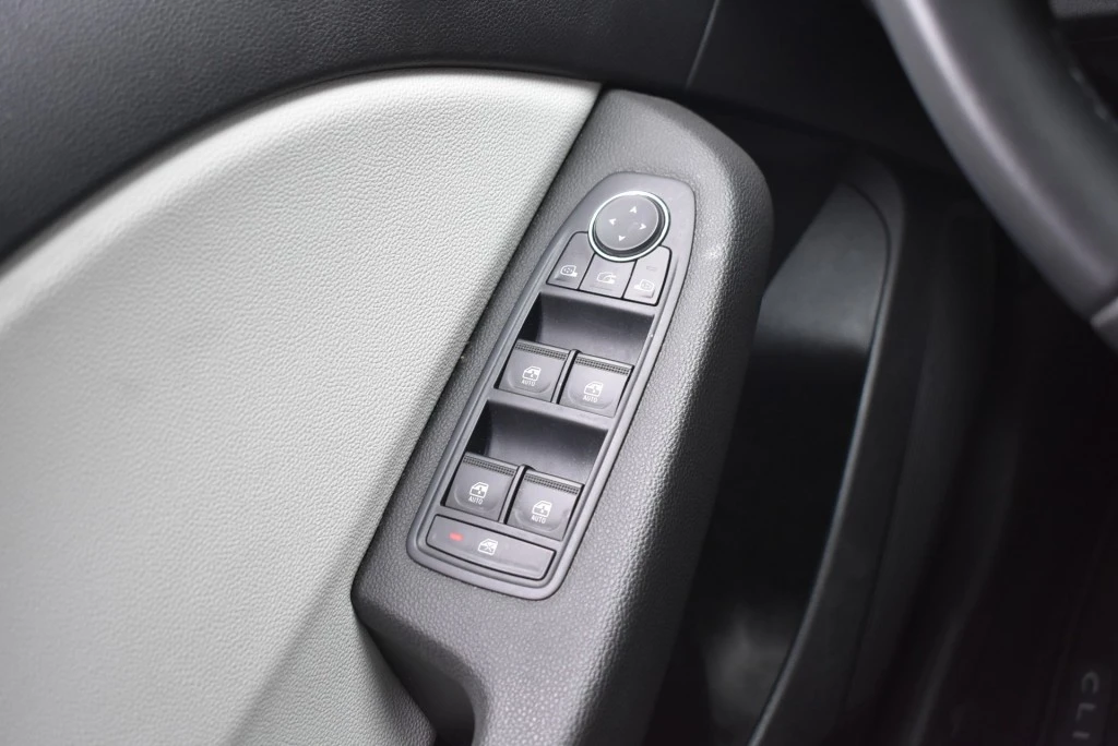Renault Clio – foto 18