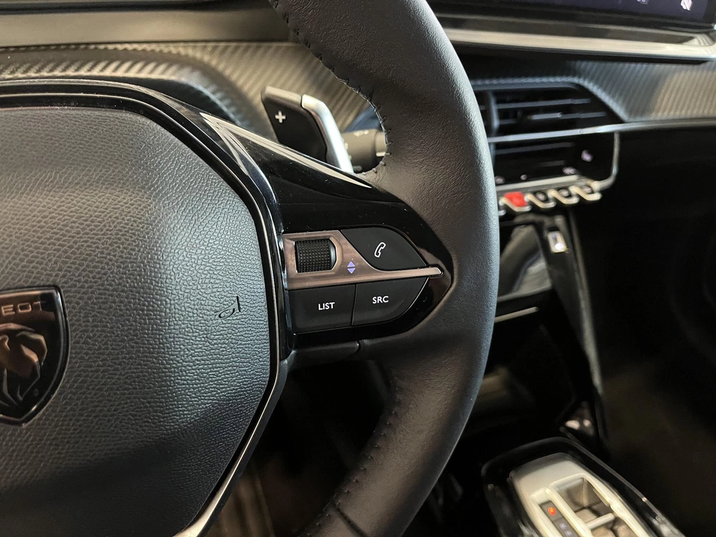 Peugeot 208 – foto 15