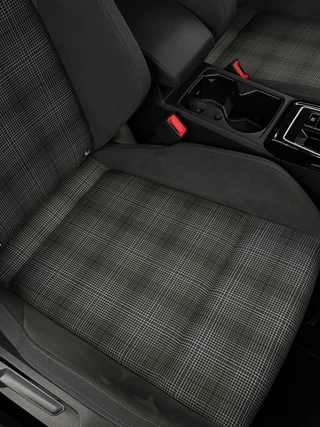 Volkswagen Golf – thumbnail 43