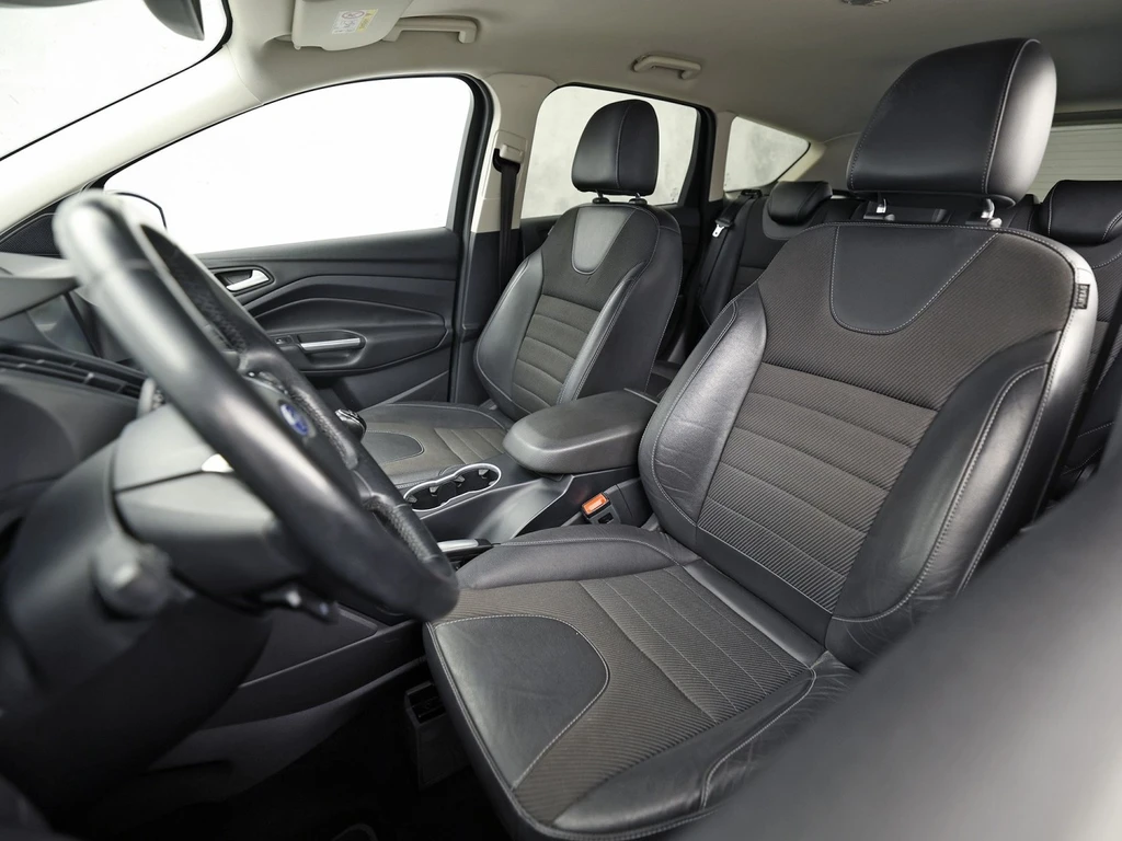 Ford Kuga – foto 12