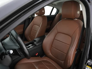 Jaguar XE – thumbnail 20
