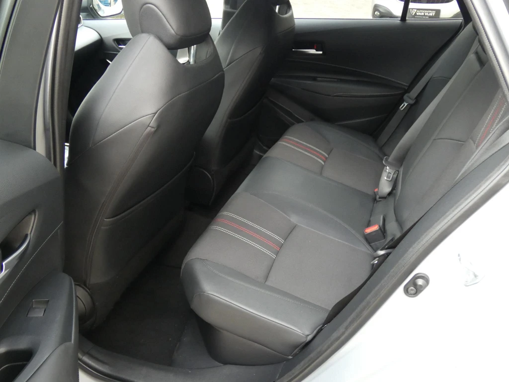 Toyota Corolla Touring Sports – foto 17