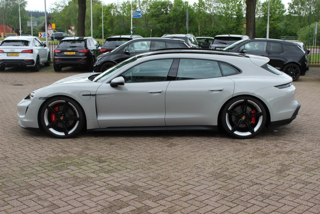 Porsche Taycan – foto 2
