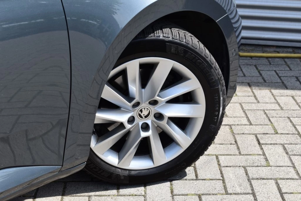 Škoda Superb – foto 8