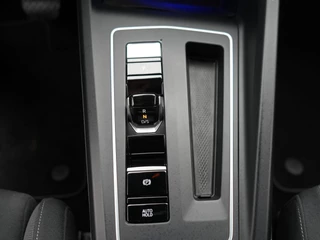Volkswagen Golf – thumbnail 32