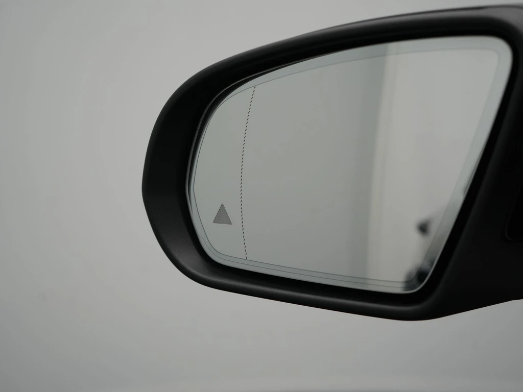 Mercedes-Benz EQC – foto 26
