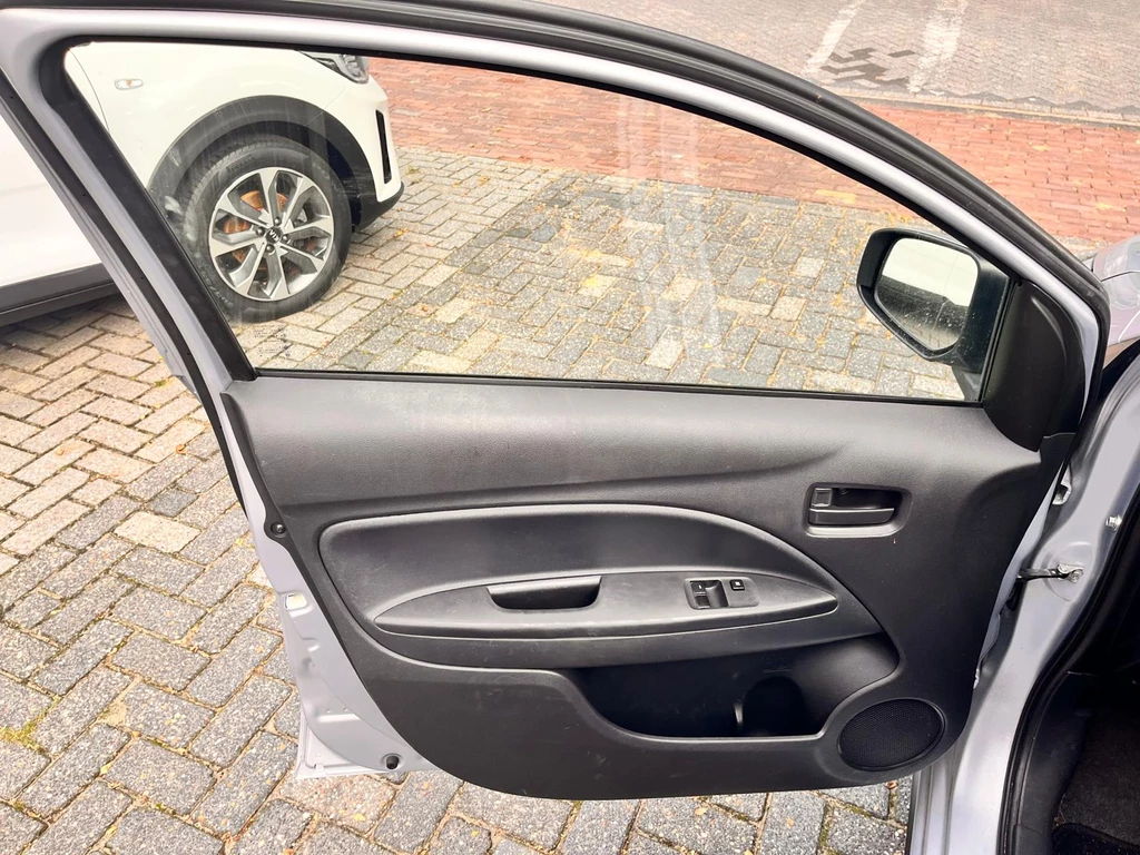 Mitsubishi Space Star – foto 11