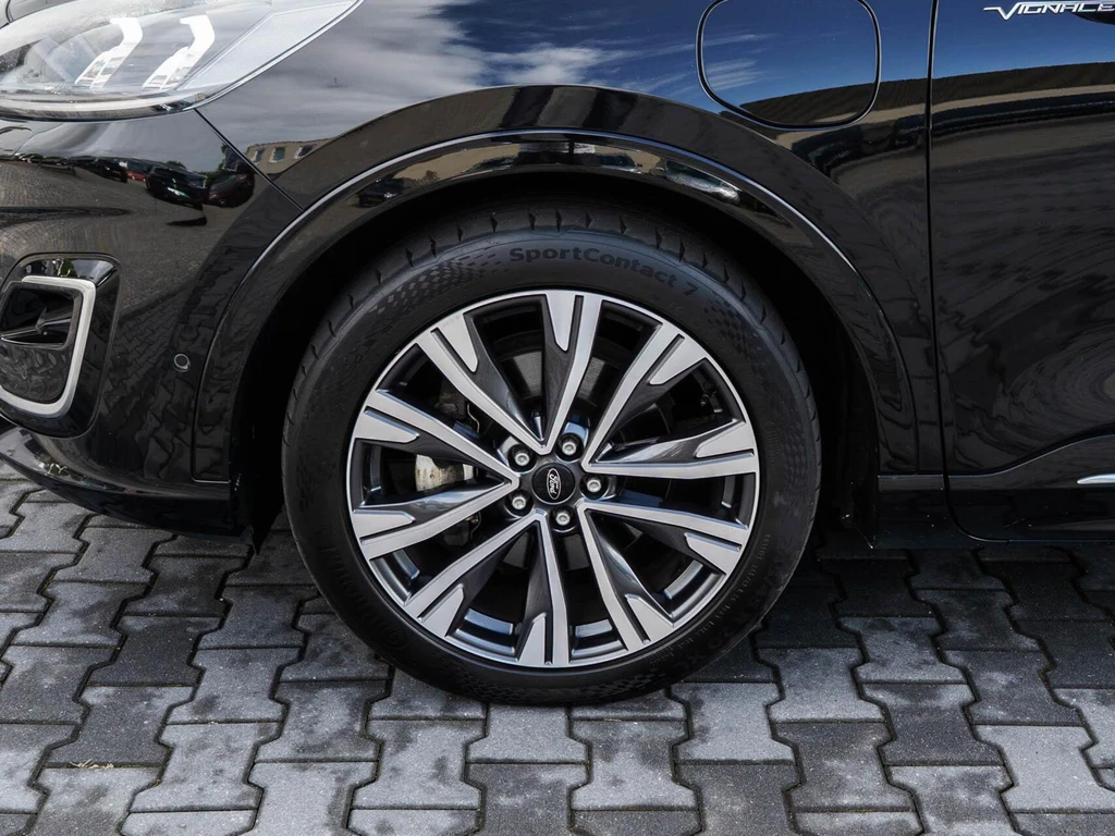 Ford Kuga – foto 24