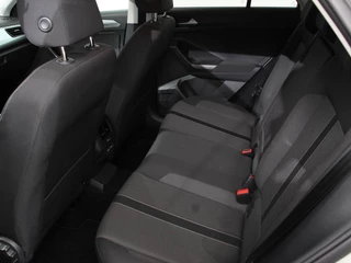 Volkswagen T-Roc – thumbnail 9
