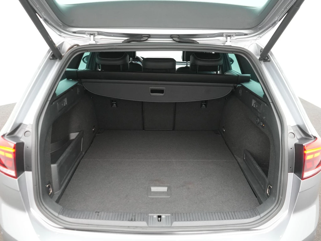 Volkswagen Passat – foto 56