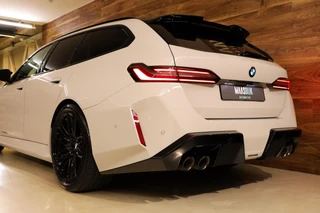 BMW M5 – thumbnail 5