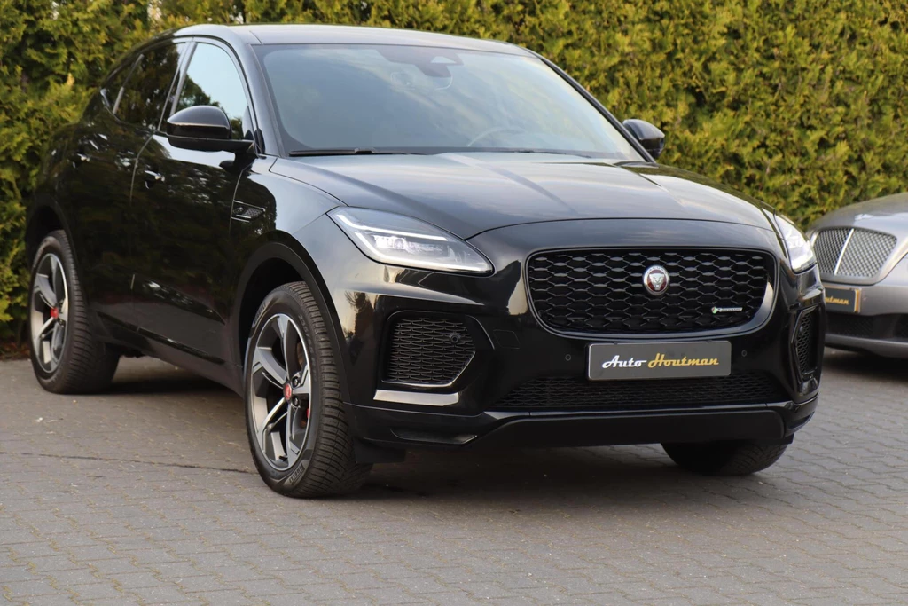 Jaguar E-PACE – foto 13