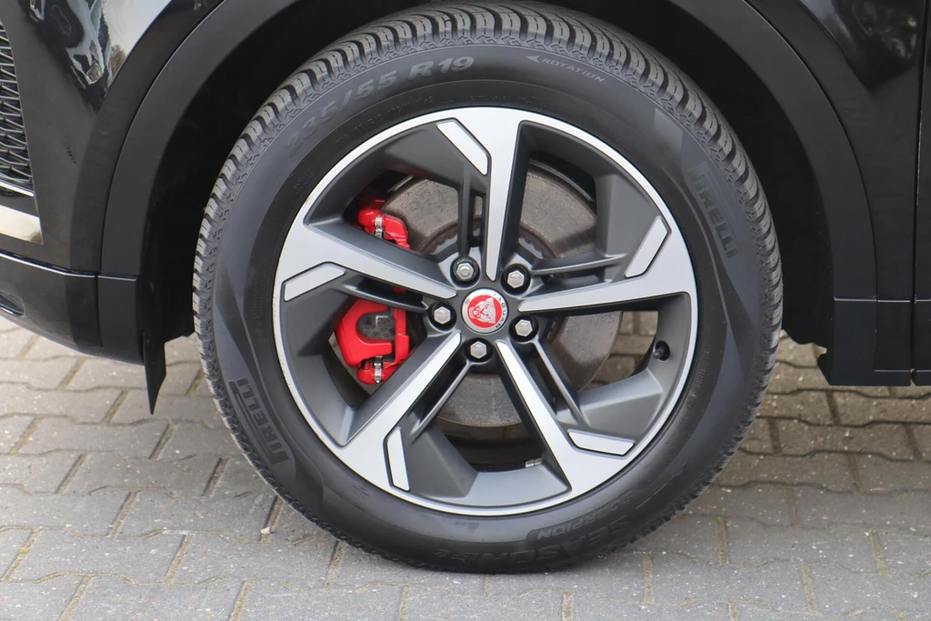 Jaguar E-PACE – foto 100