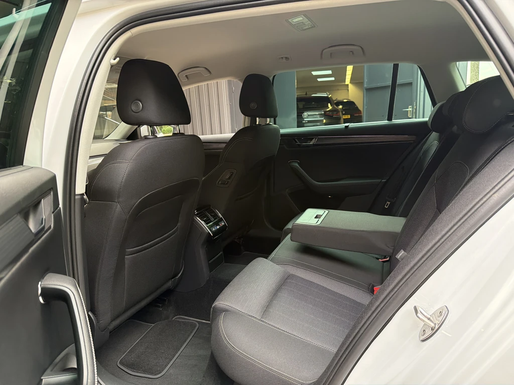 Škoda Superb – foto 35
