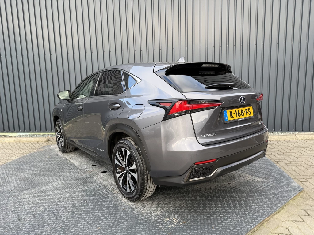 Lexus NX – foto 4