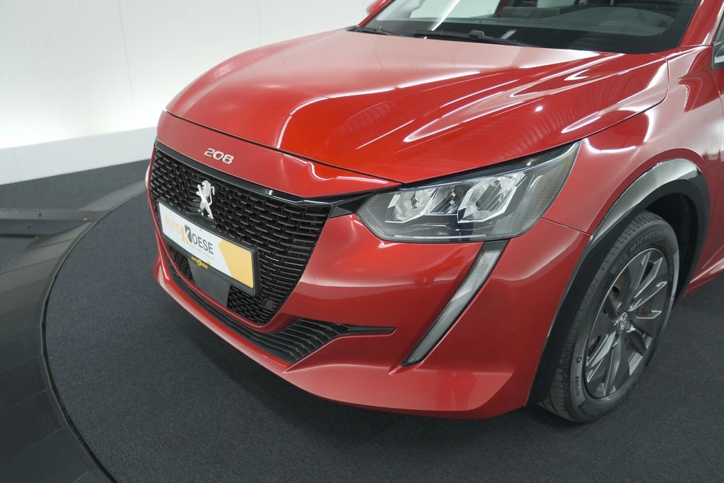 Peugeot e-208 – foto 1