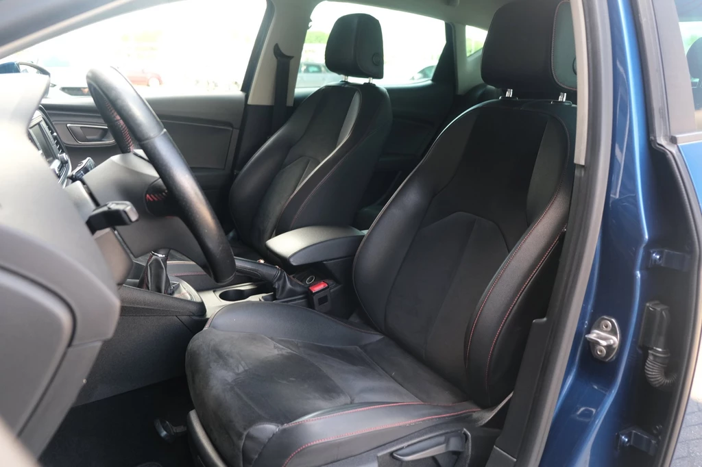 SEAT Leon – foto 9