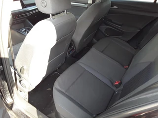 Volkswagen Golf – thumbnail 9