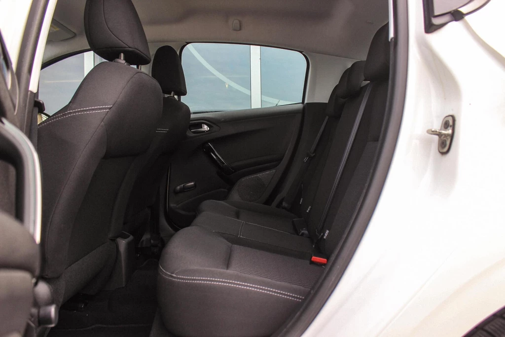 Peugeot 208 – foto 21