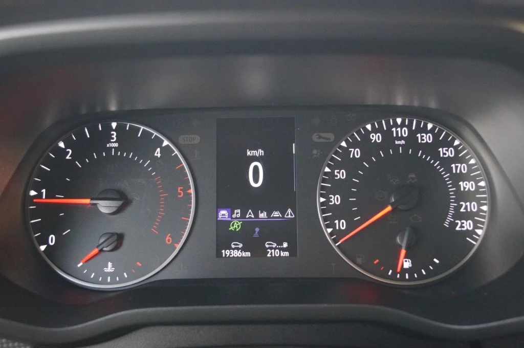Renault Trafic – foto 18