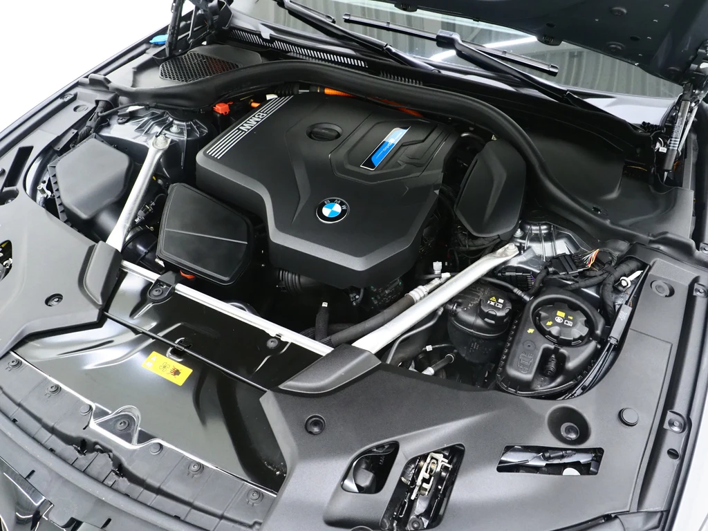 BMW 5 Serie – foto 12