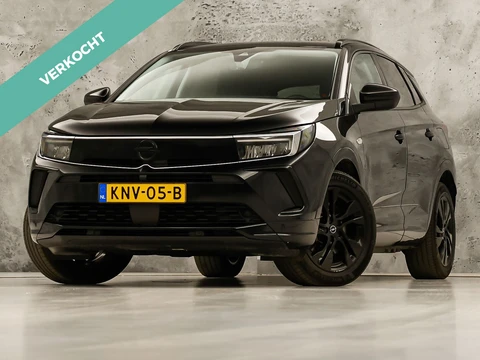 Opel Grandland 1.6 Turbo Plug-In Hybrid Elegance 224Pk Automaat (VIRTUAL COCKPIT, SOH 98,3%, APPLE CARPLAY, GROOT NAVI, CLIMATE, GETINT GLAS, SPORTSTOELEN, STUURWIEL VERWARMD, ADAPTIVE CRUISE, NIEUWSTAAT)