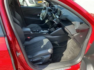 Peugeot 208 – thumbnail 9