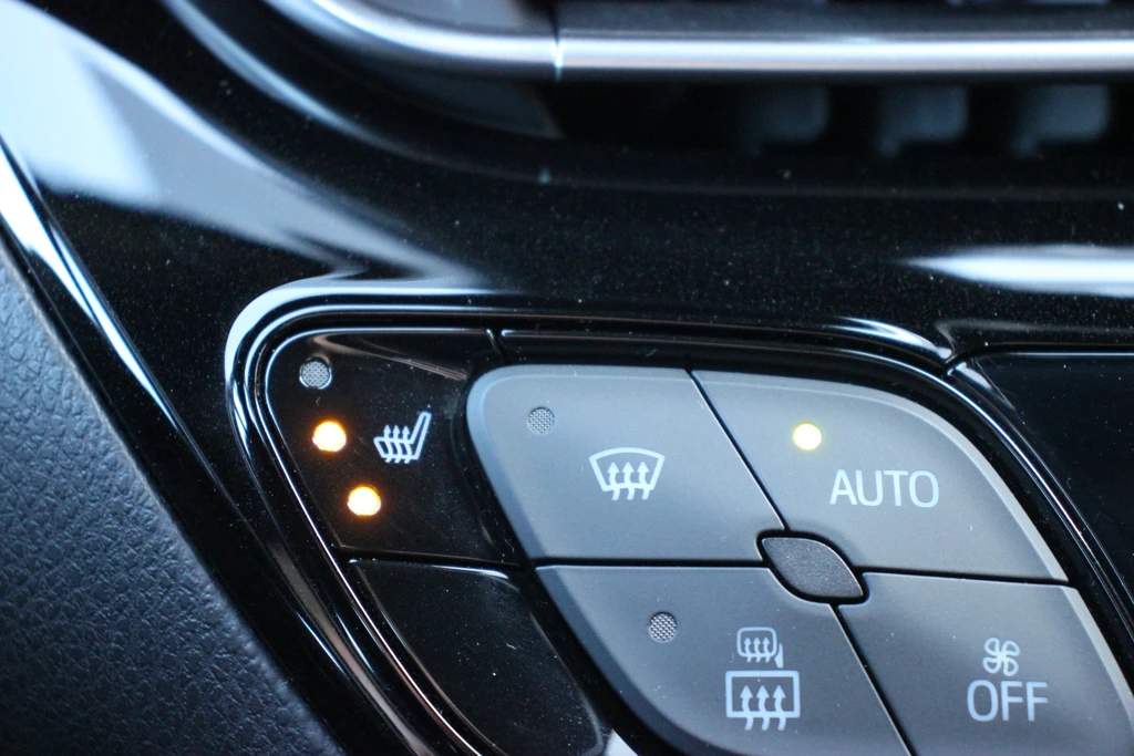 Toyota C-HR – foto 19