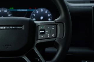 Land Rover Defender – thumbnail 22