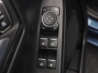 Ford Kuga – thumbnail 21