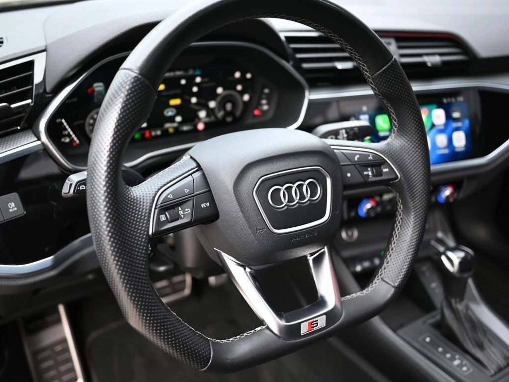 Audi Q3 – foto 11