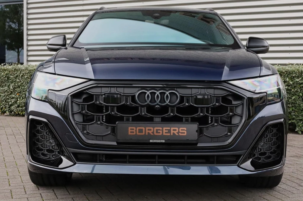 Audi Q8 – foto 12