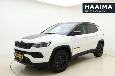 Jeep Compass 4xe 240 Plug-in Hybrid Electric S Automaat | Navigatie | Lederen bekleding | Camera | Keyless | Zwart dak | Dakrails | Lichtmetalen velgen black | Climate control