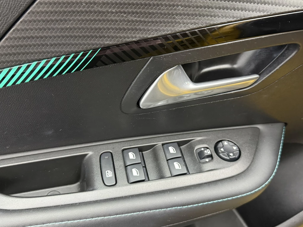 Peugeot 208 – foto 25