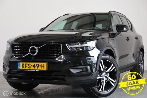 Volvo XC40 1.5 T5 R-Design - Camera - Adaptieve Cruise - Navi