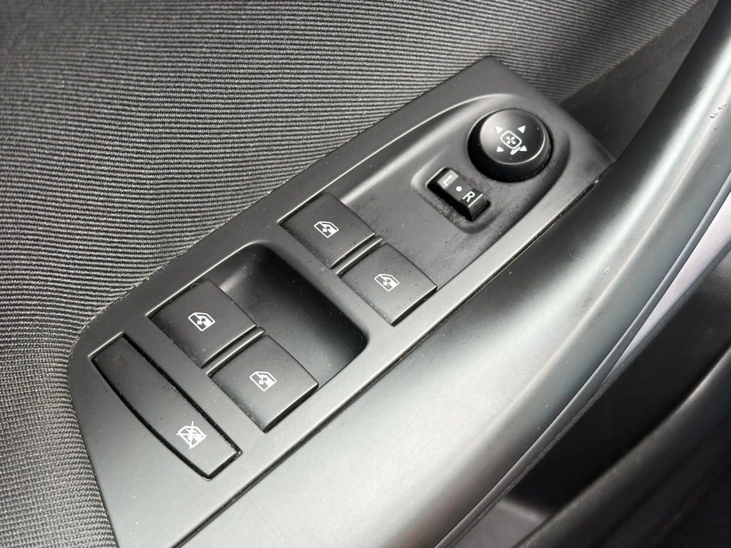 Opel Astra – foto 25