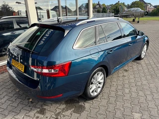 Škoda Superb – thumbnail 3