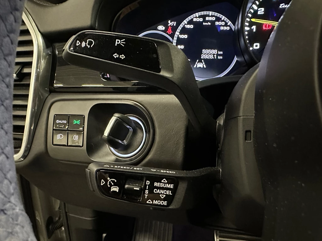 Porsche Cayenne – foto 24