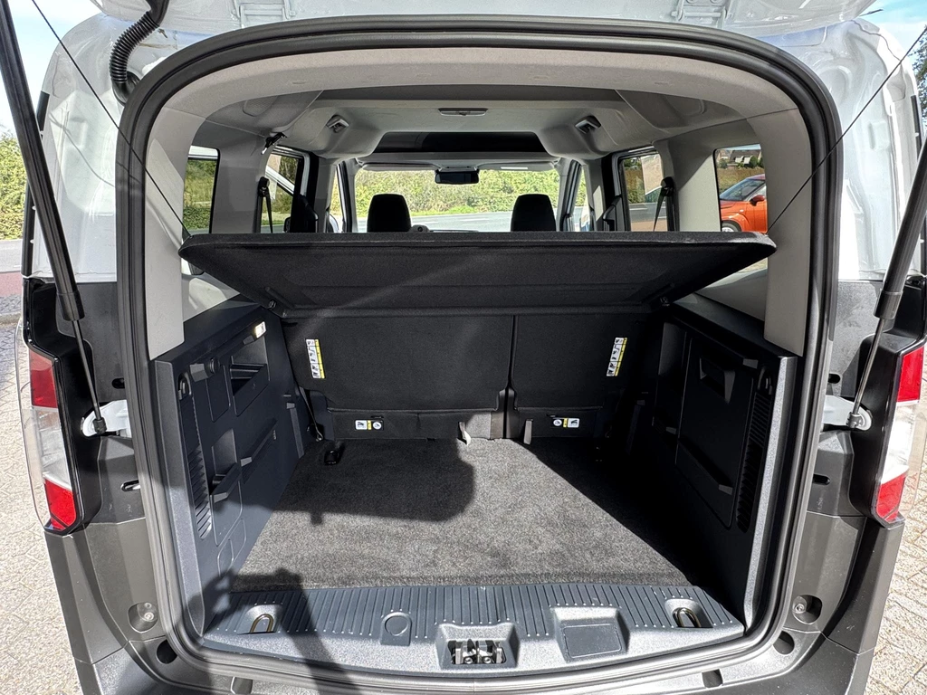 Ford Tourneo Courier – foto 26