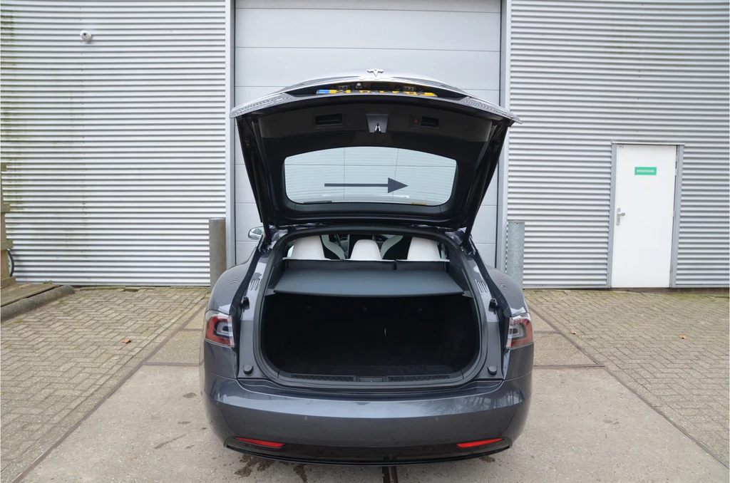 Tesla Model S – foto 33