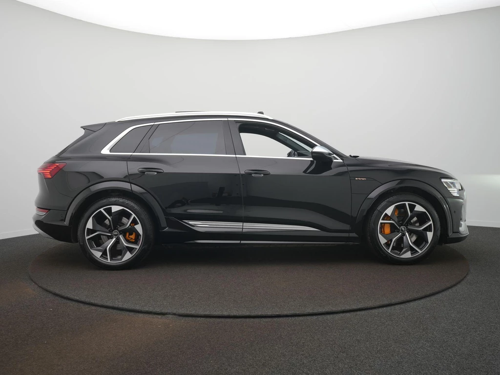 Audi e-tron – foto 8