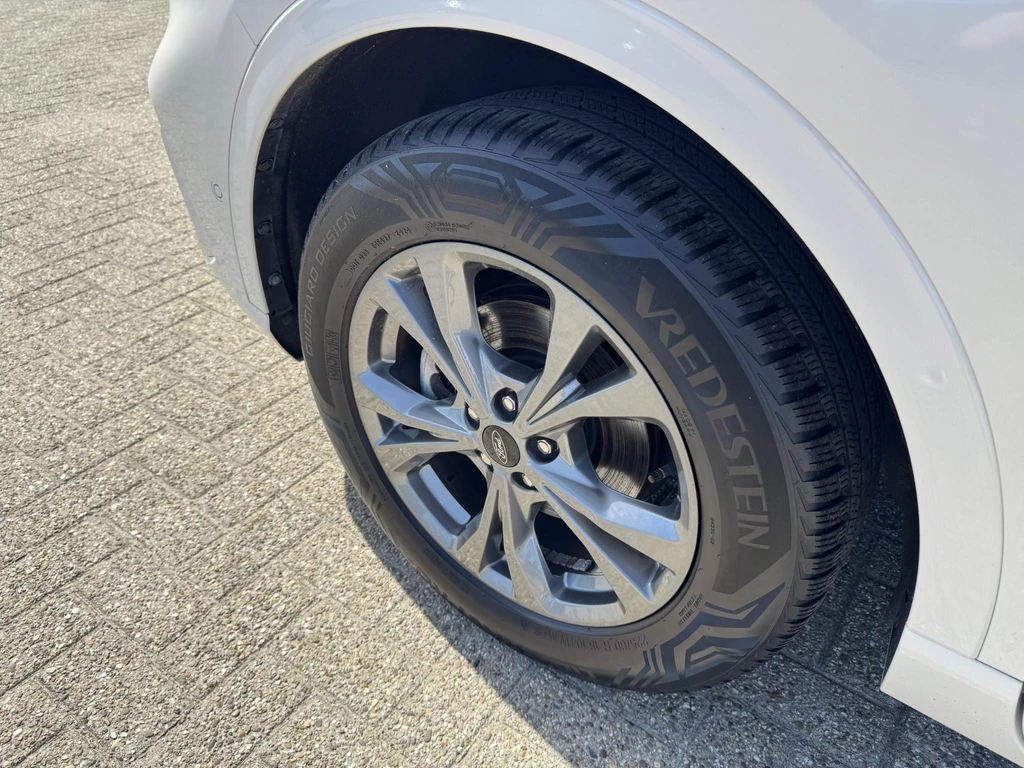 Ford Kuga – foto 12