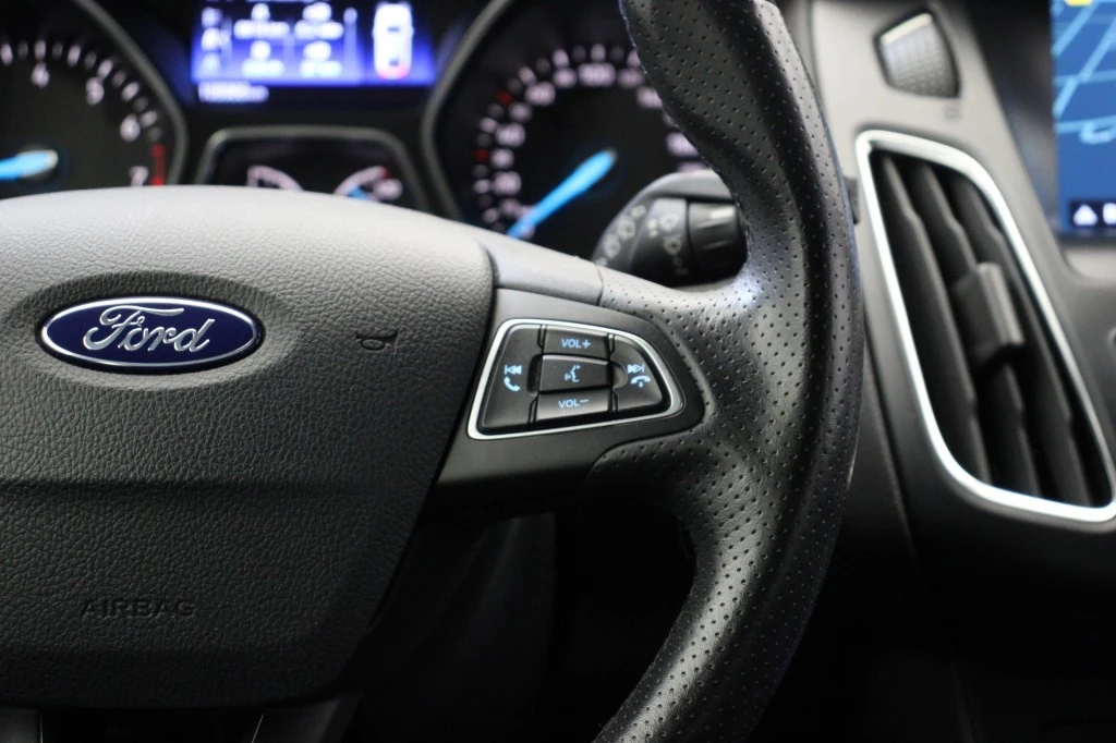Ford Focus – foto 24