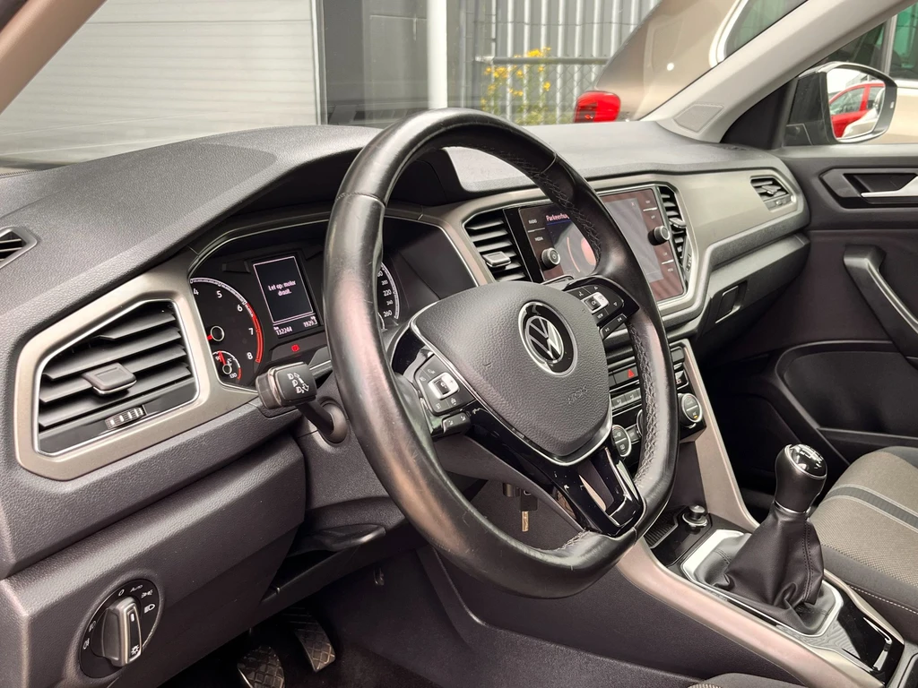 Volkswagen T-Roc – foto 33