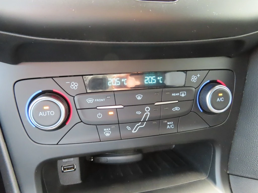 Ford Focus – foto 28